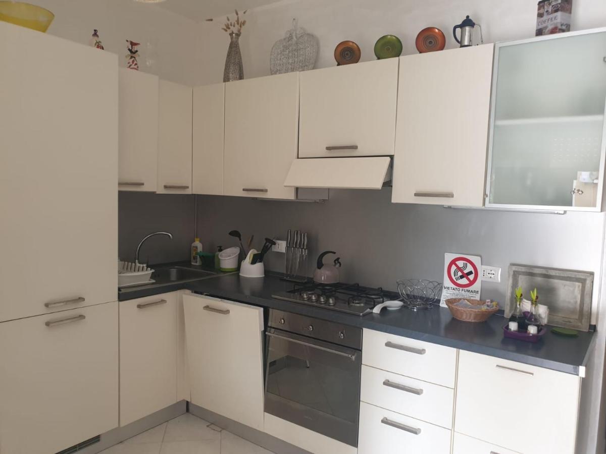 Pizzo Beach Club. One Bedroom Apt 13G エクステリア 写真