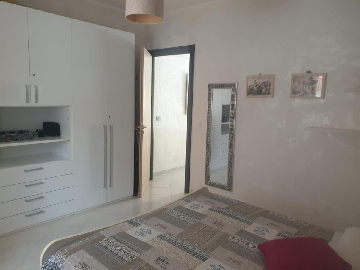Pizzo Beach Club. One Bedroom Apt 13G エクステリア 写真